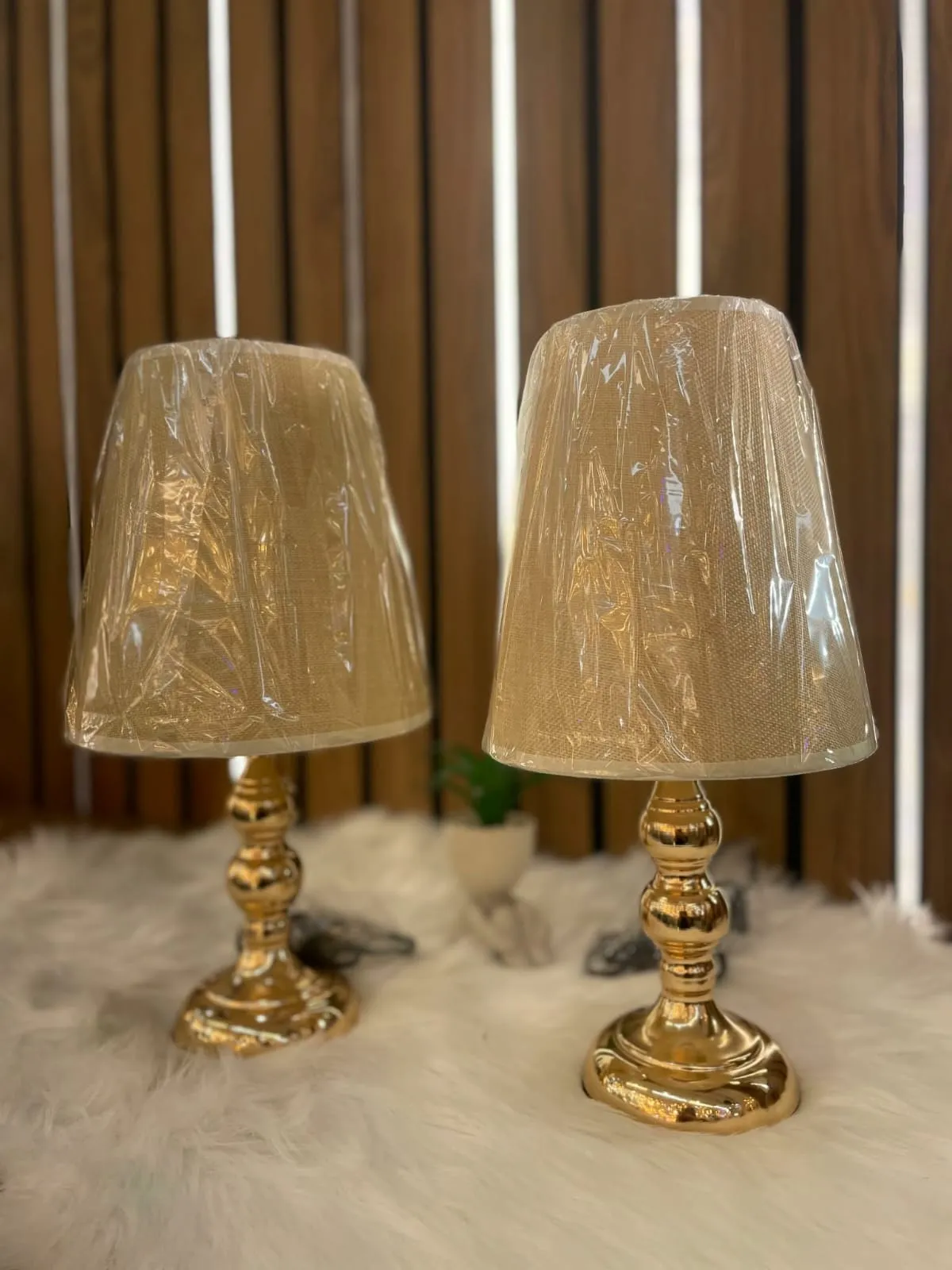 Lampes de Table Décoratives Modernes – Doré & Beige | Élégance Chaleureuse